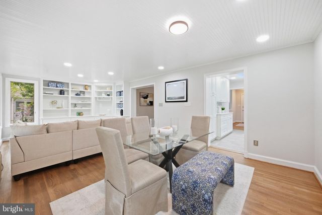 406 HANSON LN, Alexandria, VA 22302
