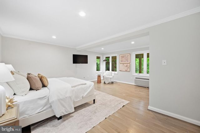 406 HANSON LN, Alexandria, VA 22302