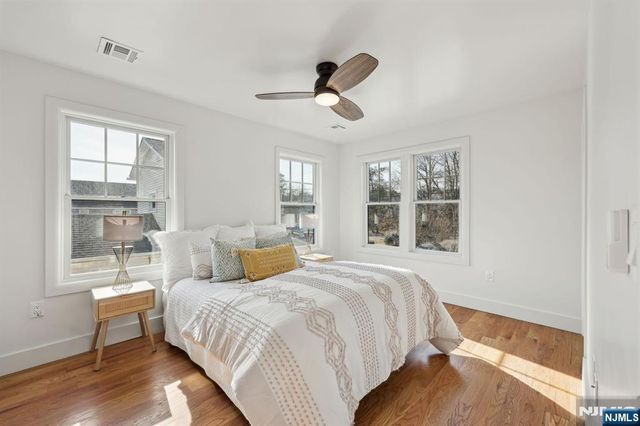 133 Forest Street 1F, Montclair, NJ 07042