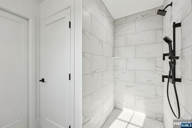 133 Forest Street 1F, Montclair, NJ 07042