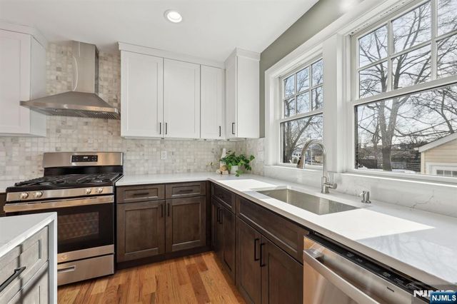 133 Forest Street 1F, Montclair, NJ 07042