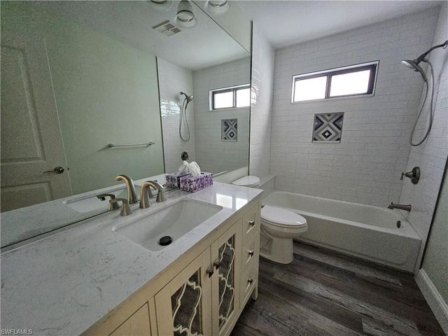 17829 Port Boca CIR, Fort Myers, FL 33908