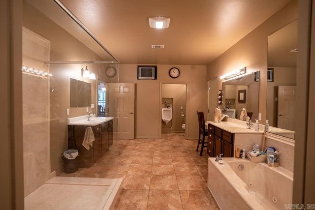 129 Nita Lane, Searcy, AR 72143