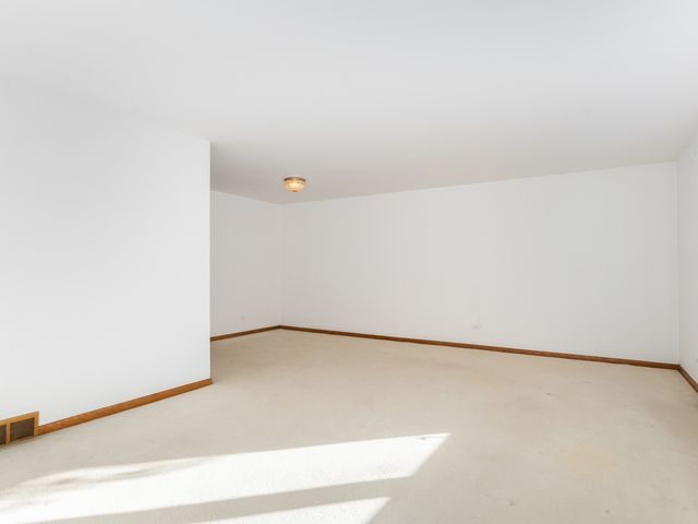 7721 Stevens Street, Darien, IL 60561