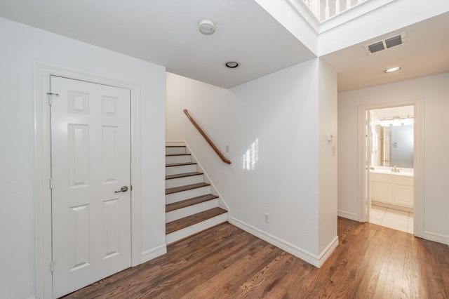 4213 Wycliff Avenue C, Dallas, TX 75219