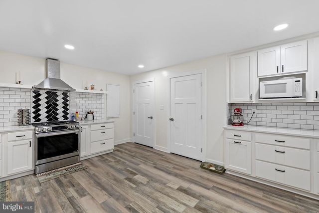 5018 BIRCH LEAF CIR, Fredericksburg, VA 22407