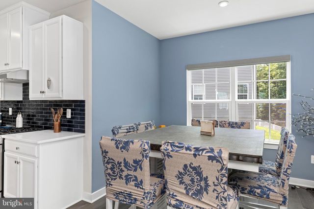 5018 BIRCH LEAF CIR, Fredericksburg, VA 22407