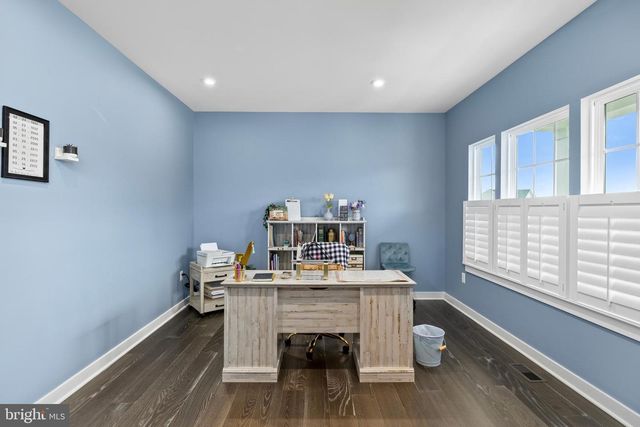 5018 BIRCH LEAF CIR, Fredericksburg, VA 22407