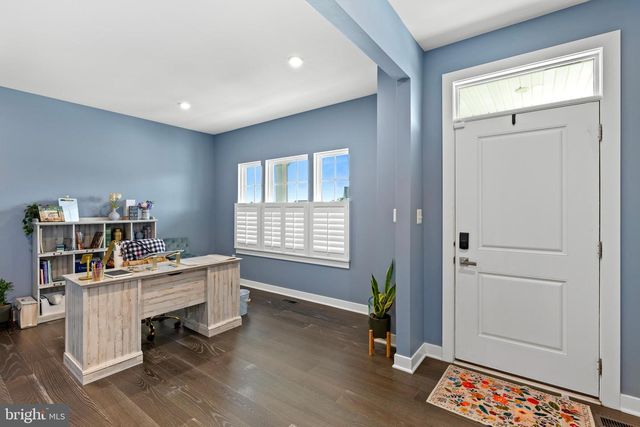 5018 BIRCH LEAF CIR, Fredericksburg, VA 22407