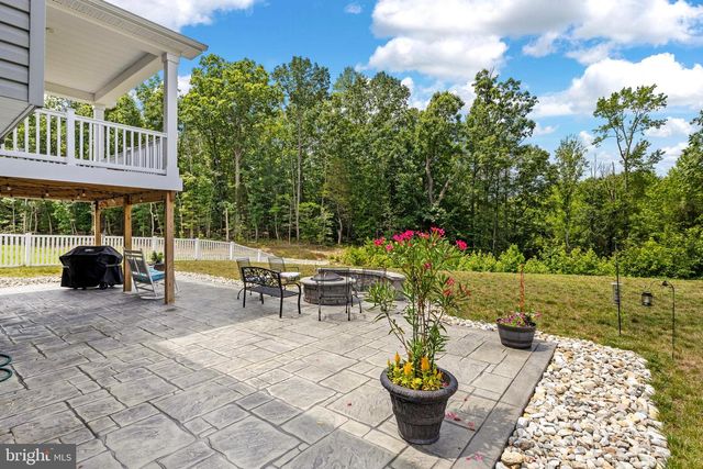 5018 BIRCH LEAF CIR, Fredericksburg, VA 22407