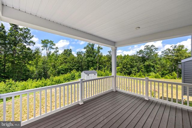 5018 BIRCH LEAF CIR, Fredericksburg, VA 22407