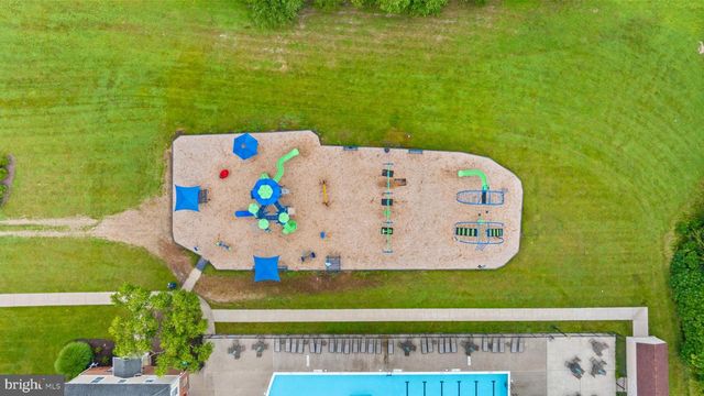 5018 BIRCH LEAF CIR, Fredericksburg, VA 22407