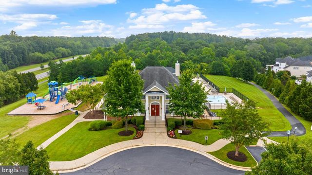 5018 BIRCH LEAF CIR, Fredericksburg, VA 22407