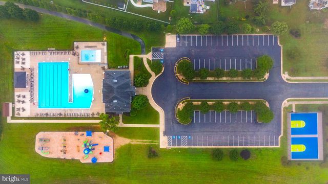 5018 BIRCH LEAF CIR, Fredericksburg, VA 22407