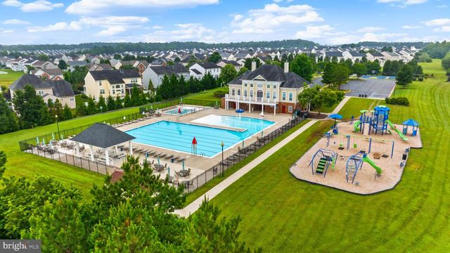 5018 BIRCH LEAF CIR, Fredericksburg, VA 22407