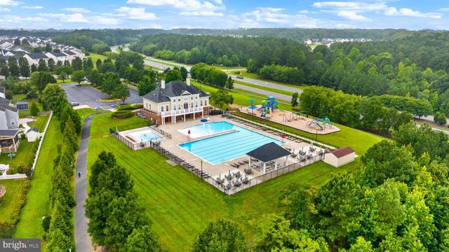 5018 BIRCH LEAF CIR, Fredericksburg, VA 22407