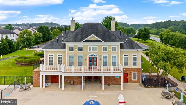 5018 BIRCH LEAF CIR, Fredericksburg, VA 22407