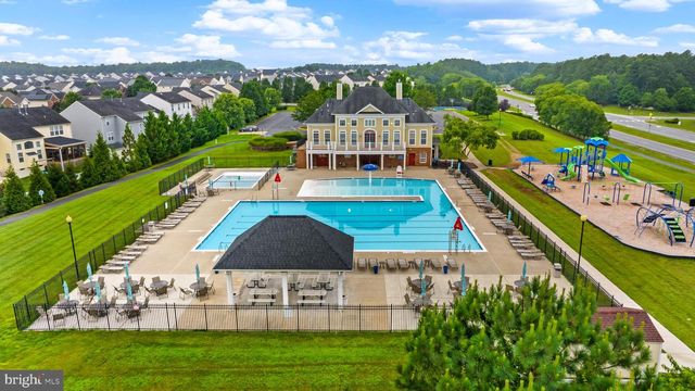 5018 BIRCH LEAF CIR, Fredericksburg, VA 22407