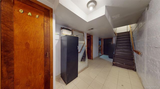 972 52nd Street, Brooklyn, NY 11219