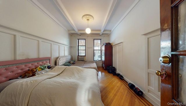 972 52nd Street, Brooklyn, NY 11219