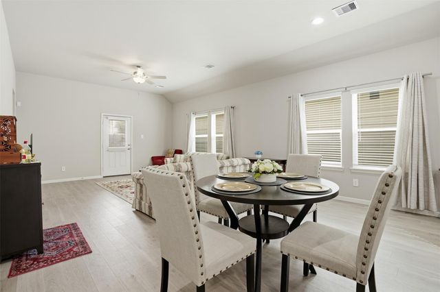 11818 Beachberry Drive, Houston, TX 77034