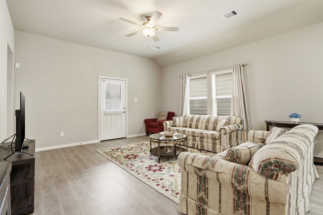 11818 Beachberry Drive, Houston, TX 77034