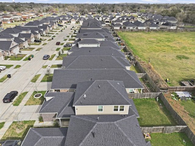 11818 Beachberry Drive, Houston, TX 77034