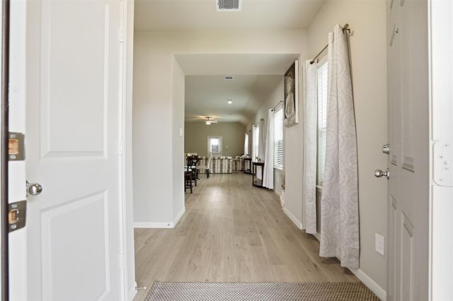 11818 Beachberry Drive, Houston, TX 77034