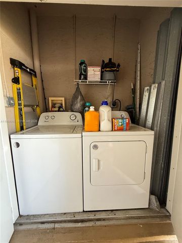 11631 SW 2nd St 20302, Pembroke Pines, FL 33025