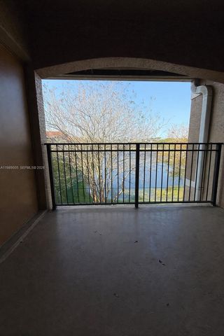 11631 SW 2nd St 20302, Pembroke Pines, FL 33025