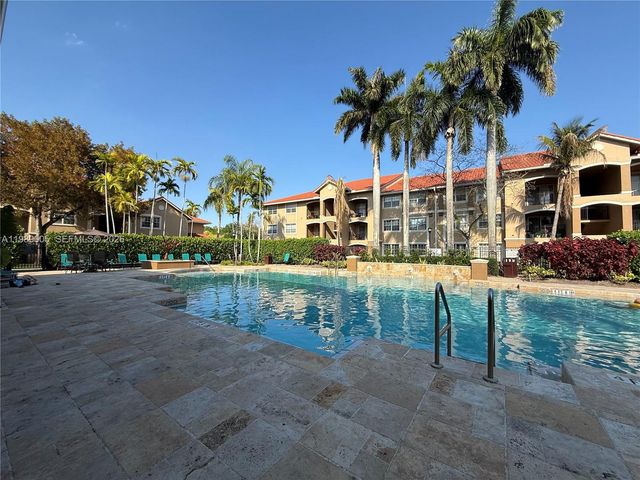 11631 SW 2nd St 20302, Pembroke Pines, FL 33025