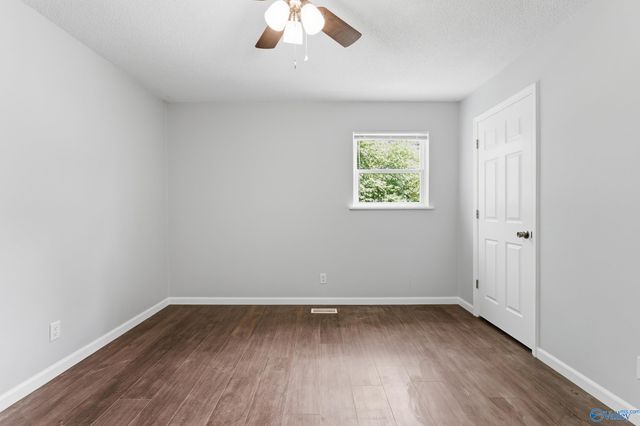 1504 Faye Street SW, Decatur, AL 35601