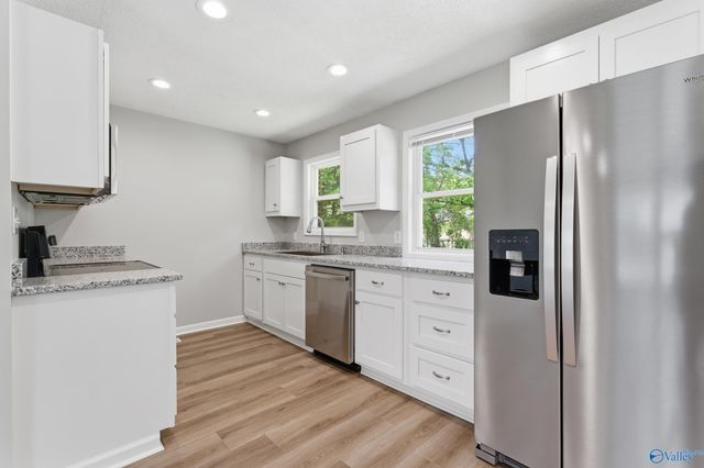 1504 Faye Street SW, Decatur, AL 35601