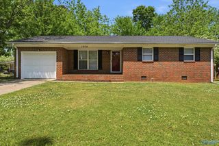 1504 Faye Street SW, Decatur, AL 35601