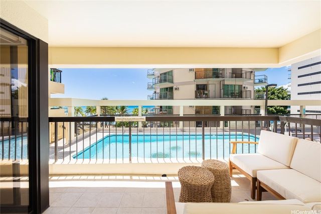 2470 Kalakaua Avenue 504, Honolulu, HI 96815