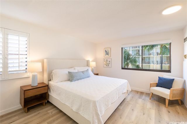 2470 Kalakaua Avenue 504, Honolulu, HI 96815