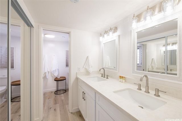 2470 Kalakaua Avenue 504, Honolulu, HI 96815