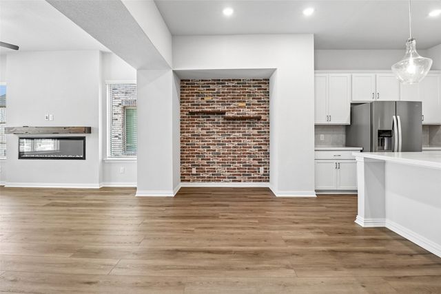 8311 Challenger Lane, Frisco, TX 75034