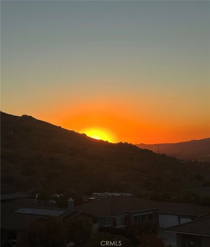 3070 Crestview Drive, Norco, CA 92860