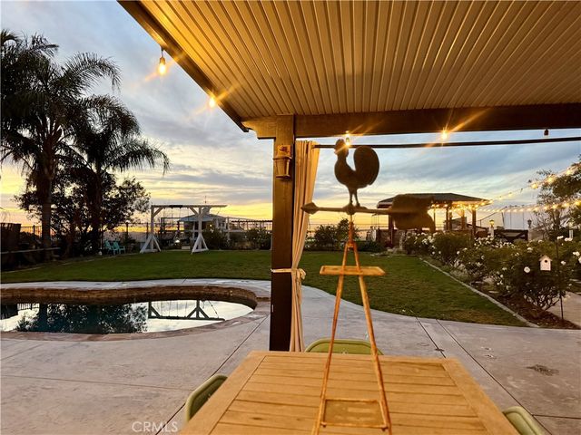 3070 Crestview Drive, Norco, CA 92860