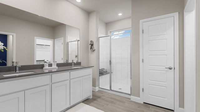 1917 CHEROKEE Lane, Cleburne, TX 76033