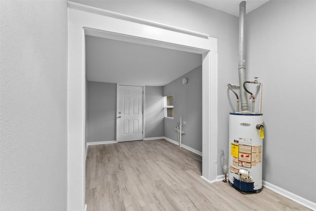 317 11th Avenue N, Texas City, TX 77590