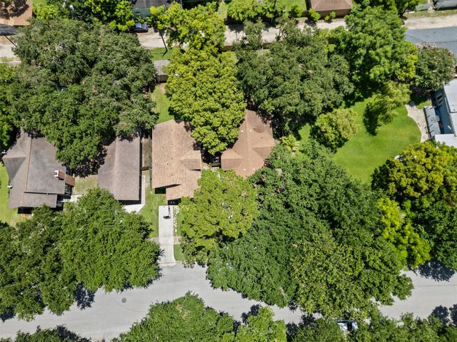 317 11th Avenue N, Texas City, TX 77590