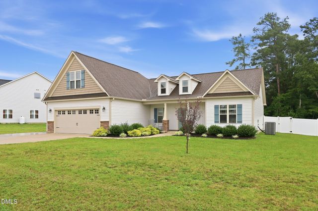 237 Carolina Landing Drive, Zebulon, NC 27597
