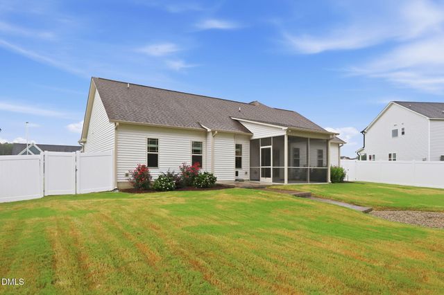237 Carolina Landing Drive, Zebulon, NC 27597