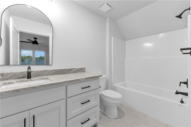 502 Concord Street, Lowell, AR 72745