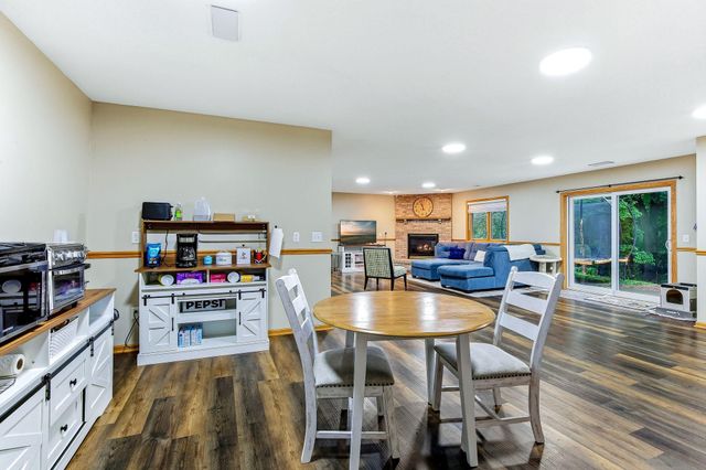 1332 126th Avenue NW, Coon Rapids, MN 55448