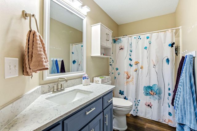 1332 126th Avenue NW, Coon Rapids, MN 55448