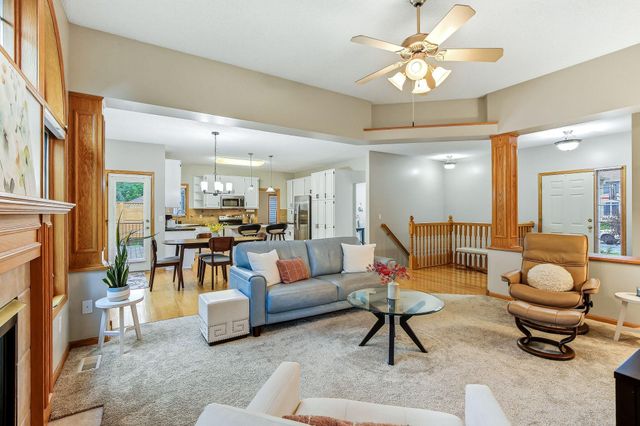 1332 126th Avenue NW, Coon Rapids, MN 55448