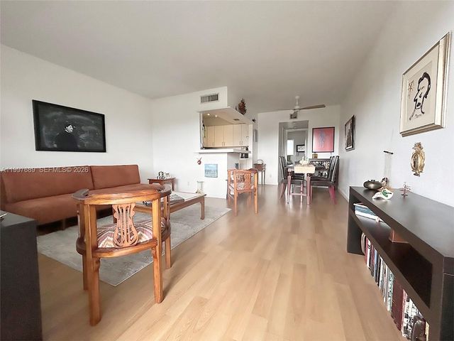 1400 NE 54th St 306, Fort Lauderdale, FL 33334